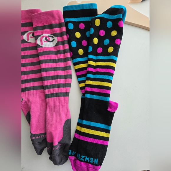 Compression socks - Picture 3 of 4